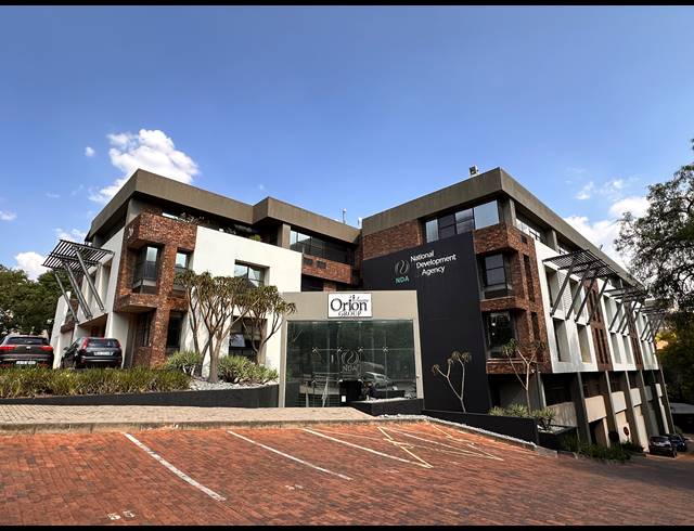 686M² OFFICE TO LET IN PARKTOWN